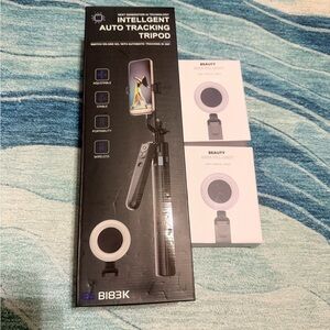 BIB3K Intelligent Auto Tracking Tripod with Ring Light